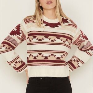 NEW ARIAT WOMEN'S SOUTHWESTERN PRINT SWEATER